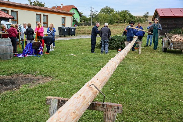 Pačoky 2021_Stavění mákje