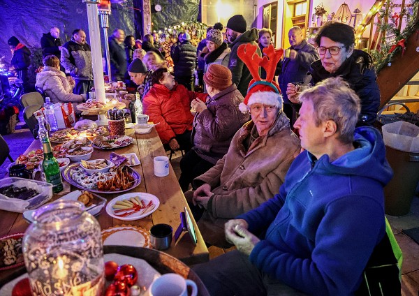 Vánoční setkámní - průjezd